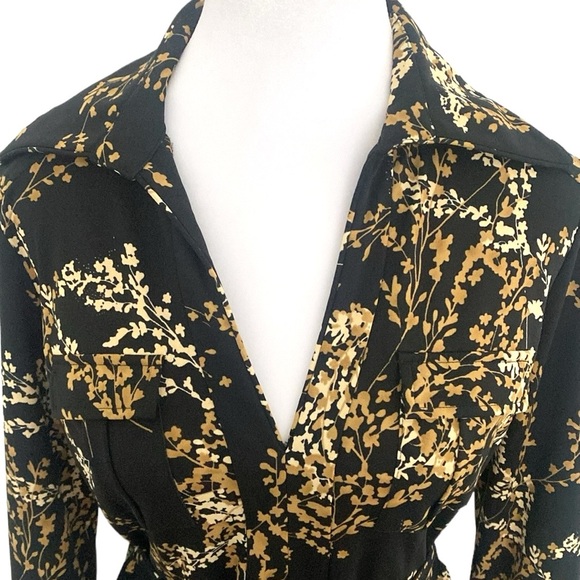 Becky & Max Long Sleeved Floral Tie Waist Wrap Dress - Picture 3 of 9